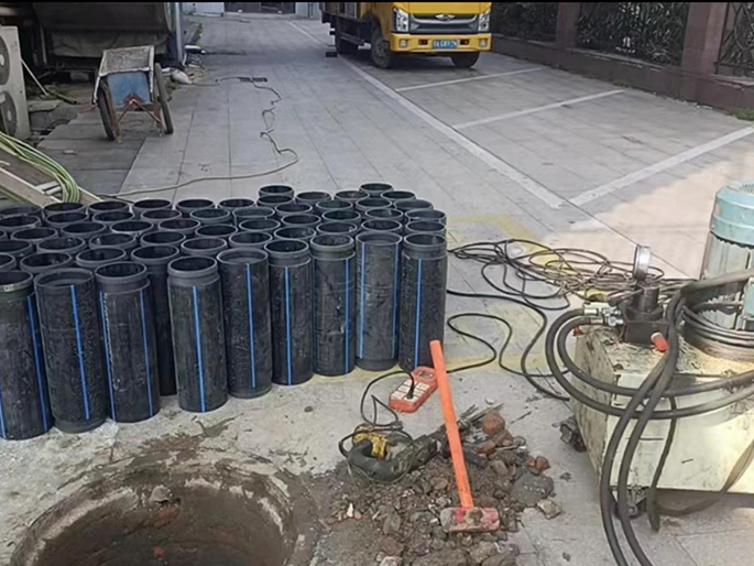 抚顺PE置换管厂家 DN315置换管 非开挖管短管置换